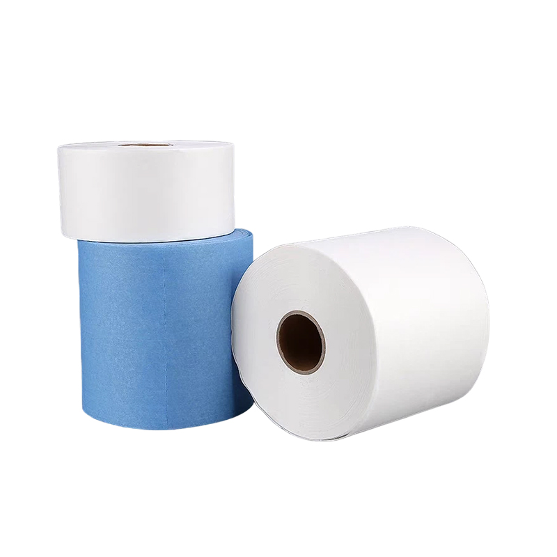 How do industrial wipes with multi-layer structure perform in absorbing tiny particles?